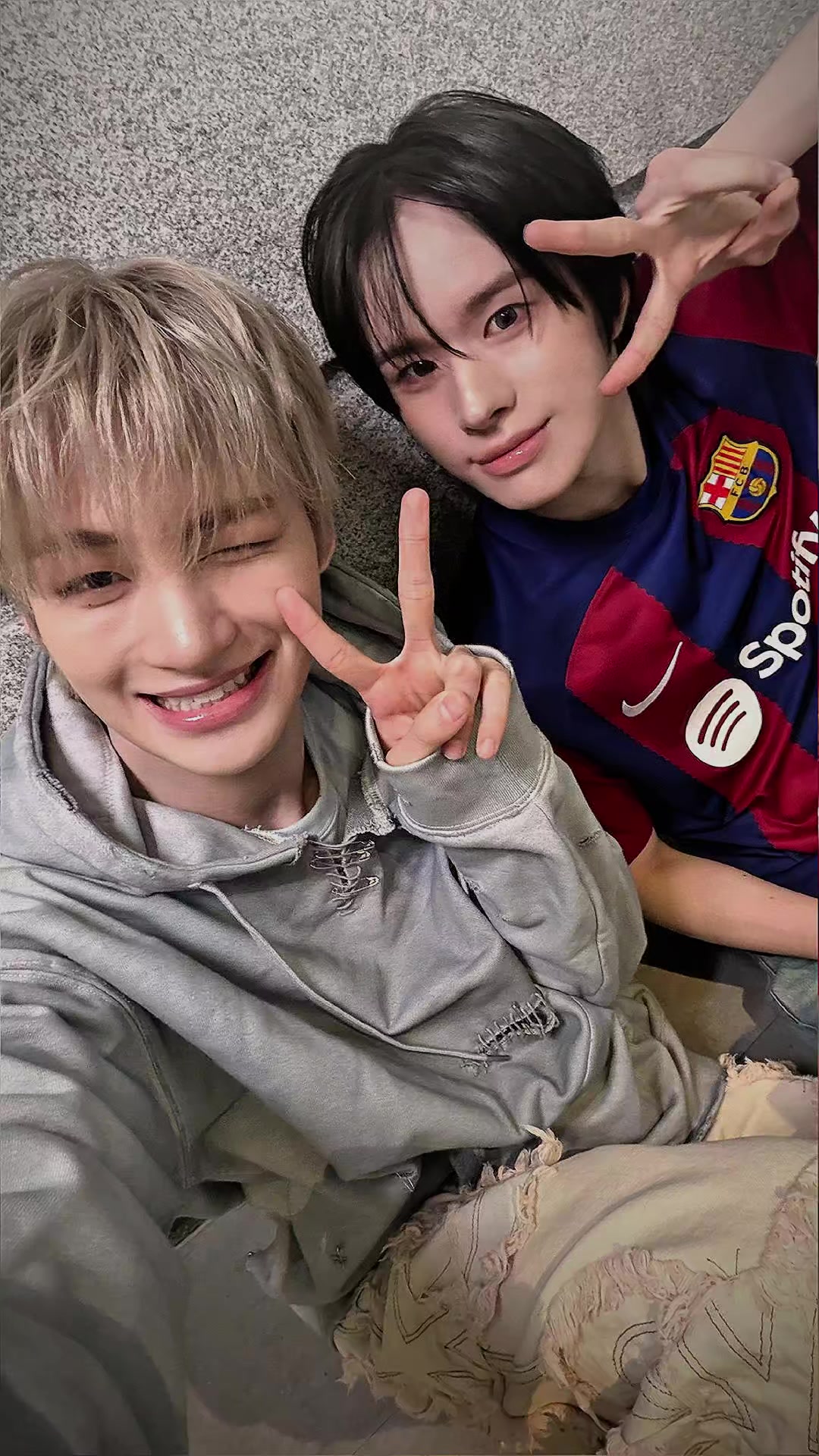 @한June