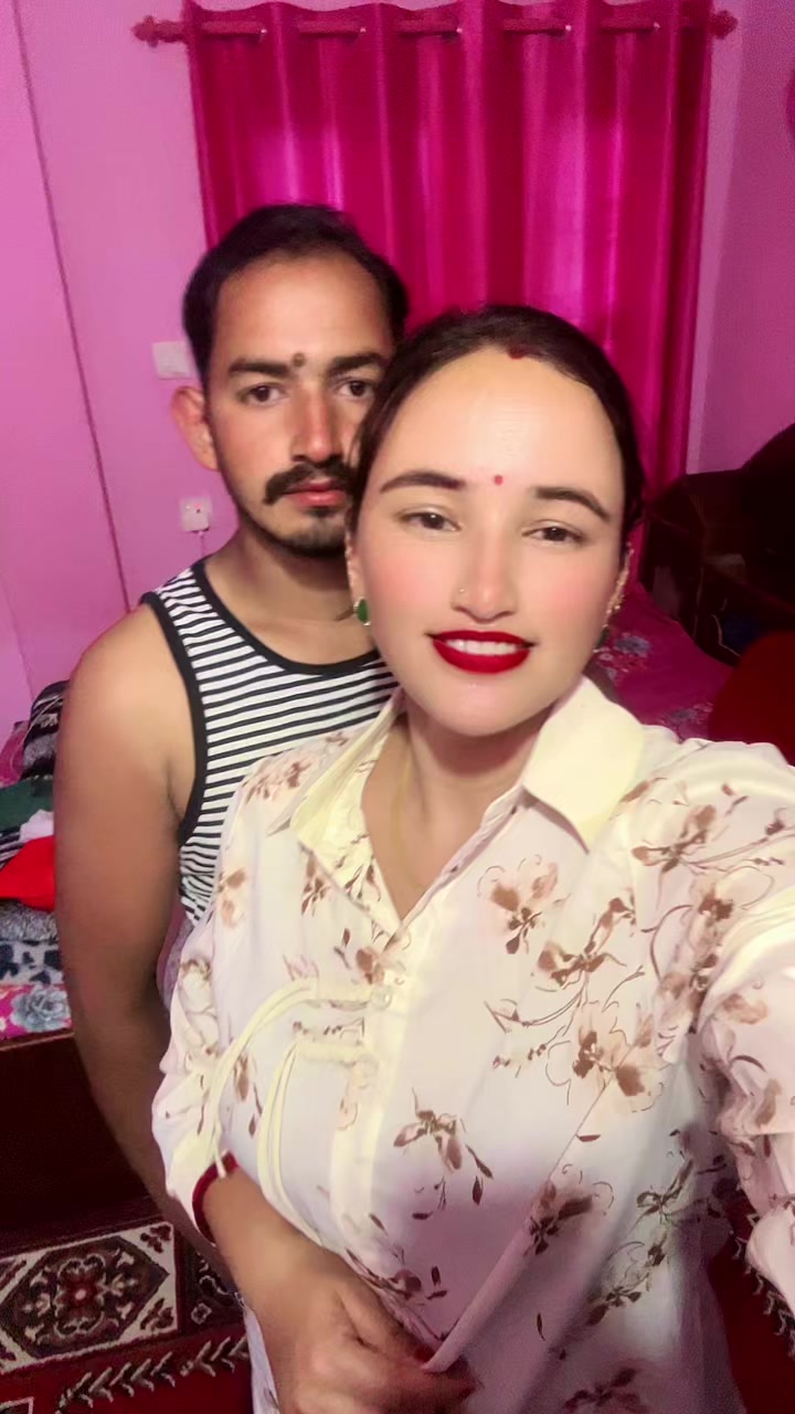 @NISHA OLI❤️