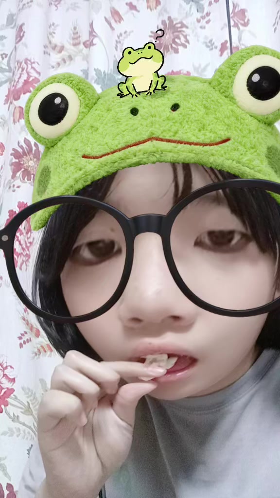 @유라