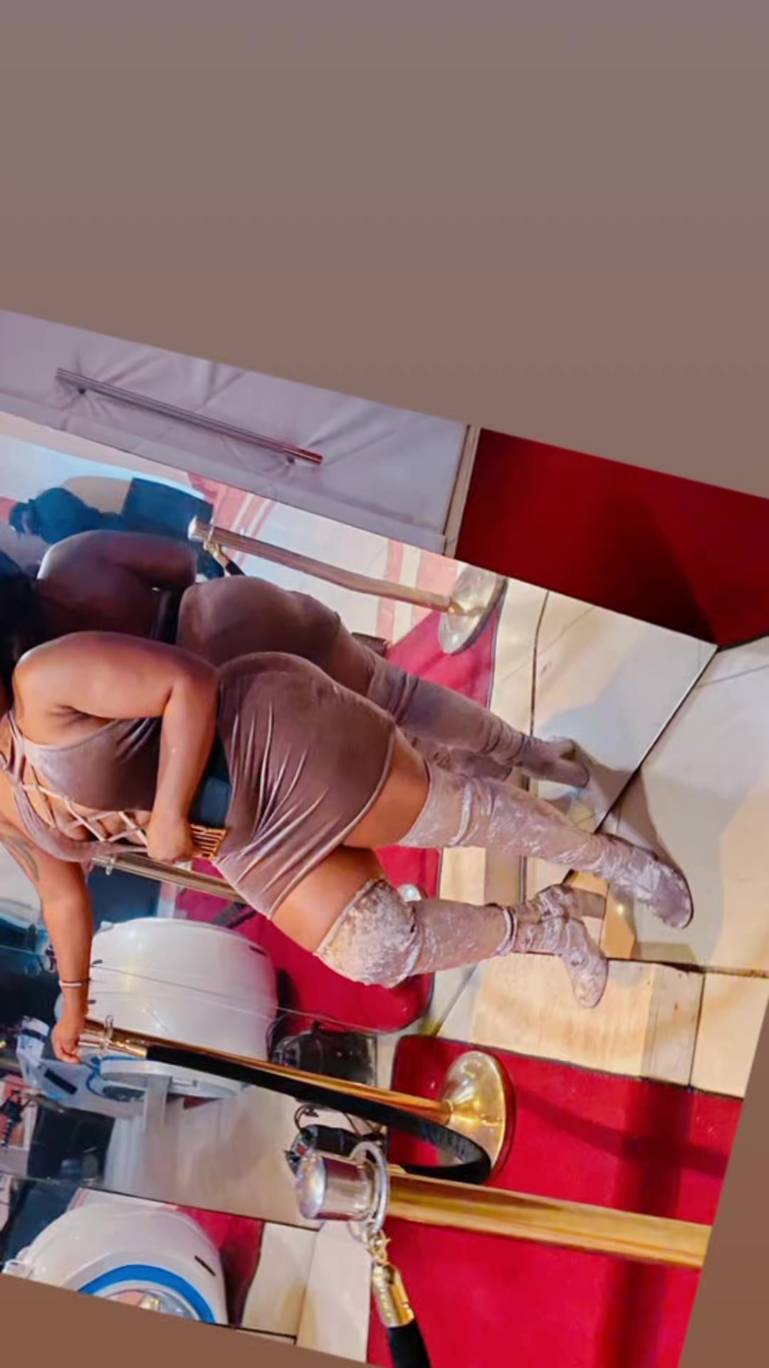 @Ess_goddess