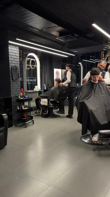 @Salon Elsisi