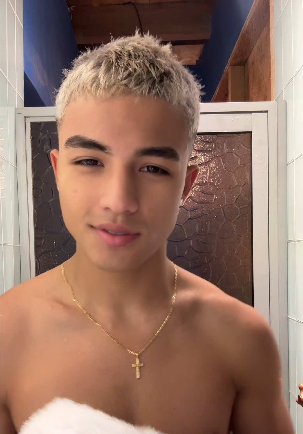 @𝐇𝐮𝐠𝐨 🦦