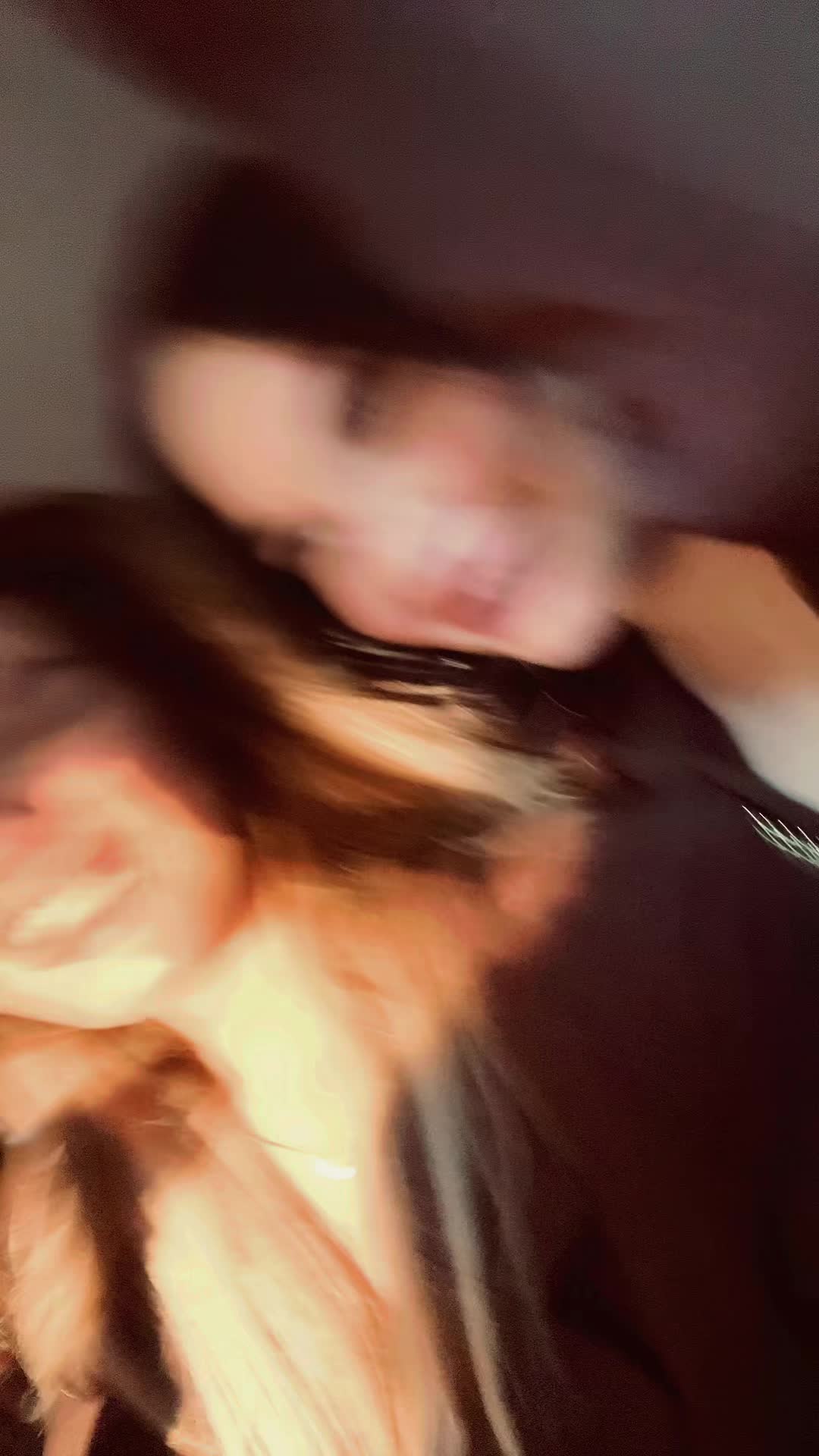 @🫦