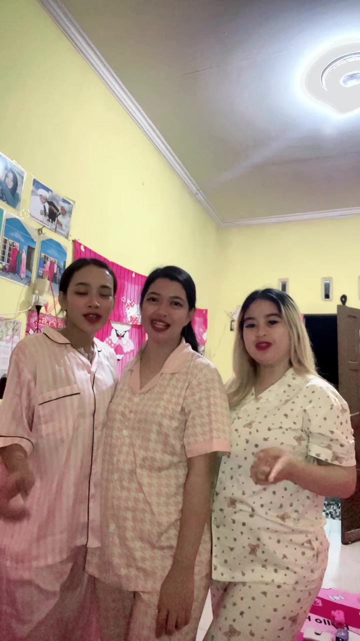 @Sisi kitty