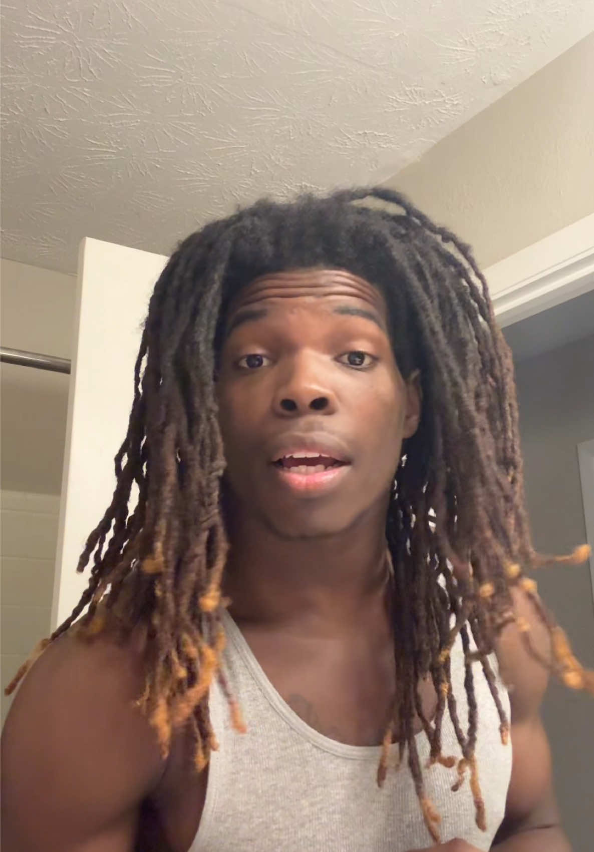 @Noah🍫