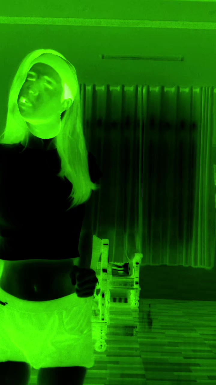 @Xuuu 🧟