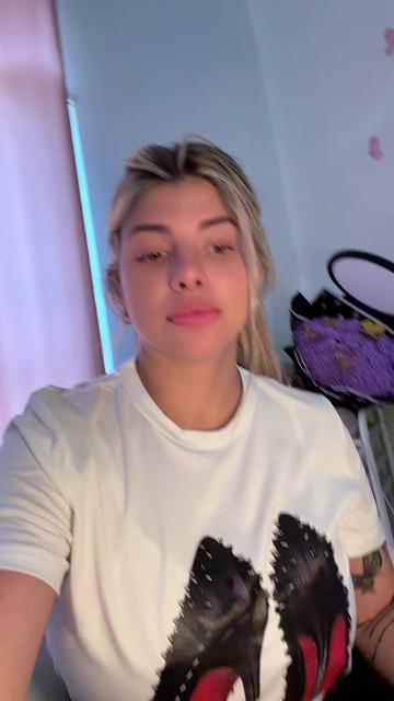 @Viviana