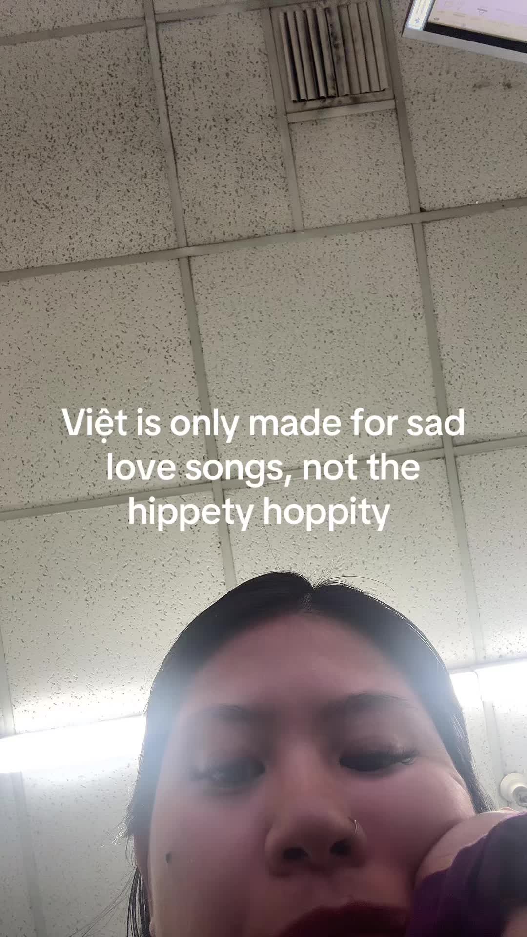 @laurathots