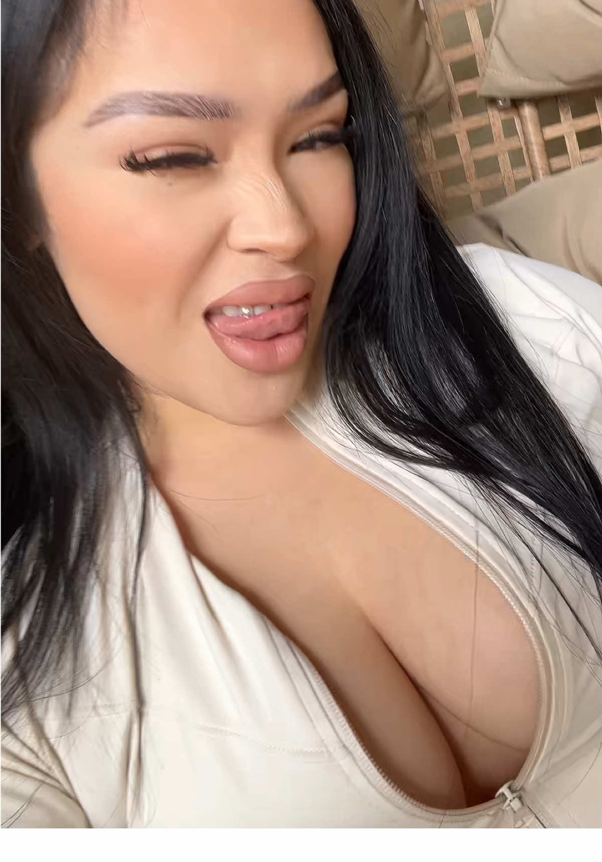 @Ling