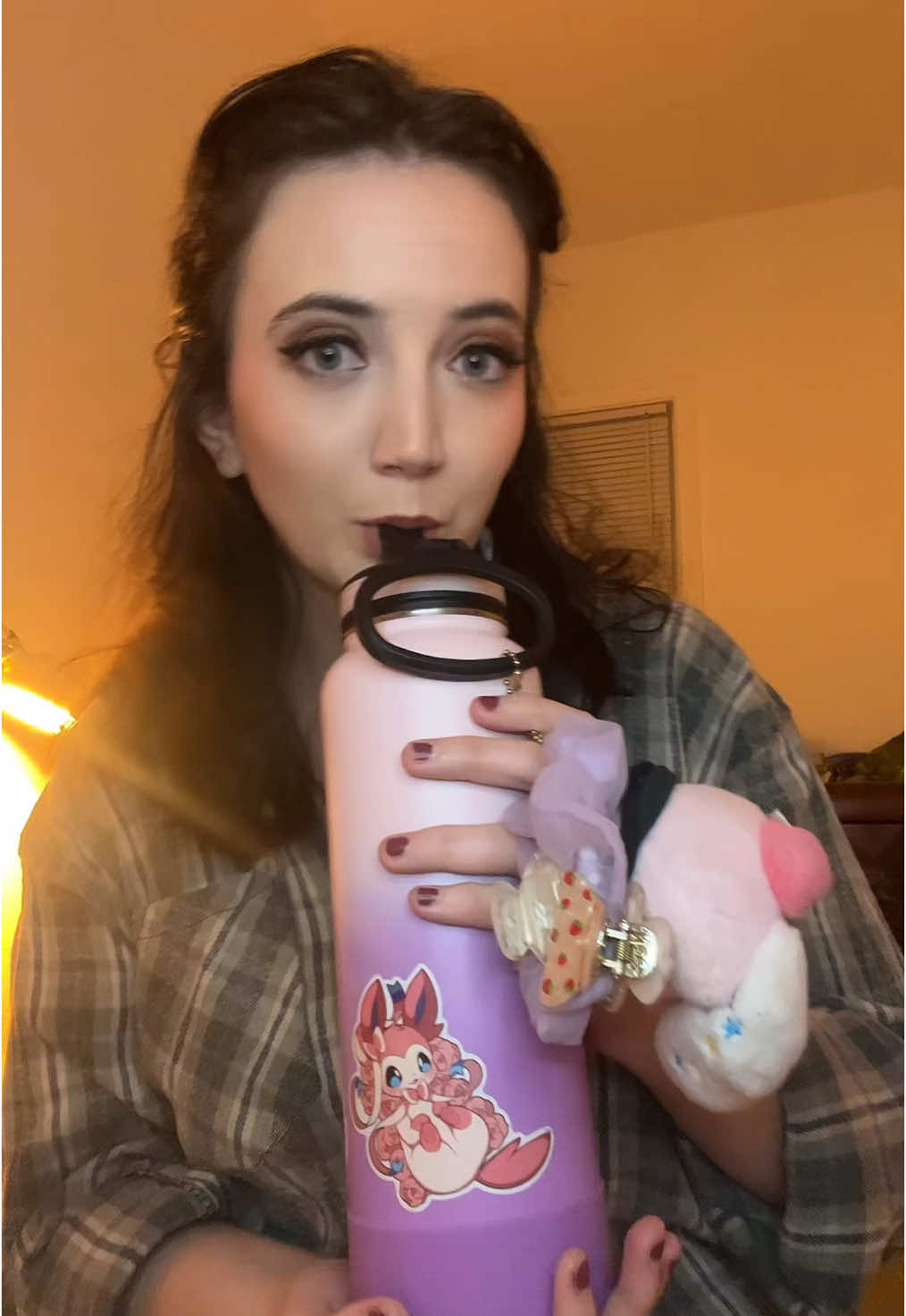 @Bee