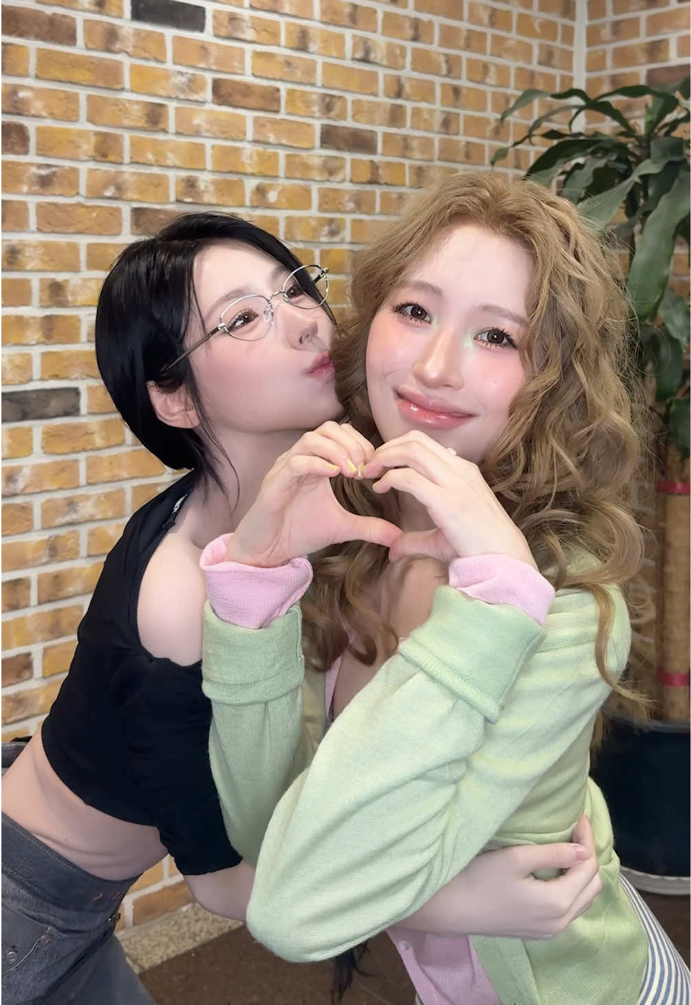 @i-dle (아이들)