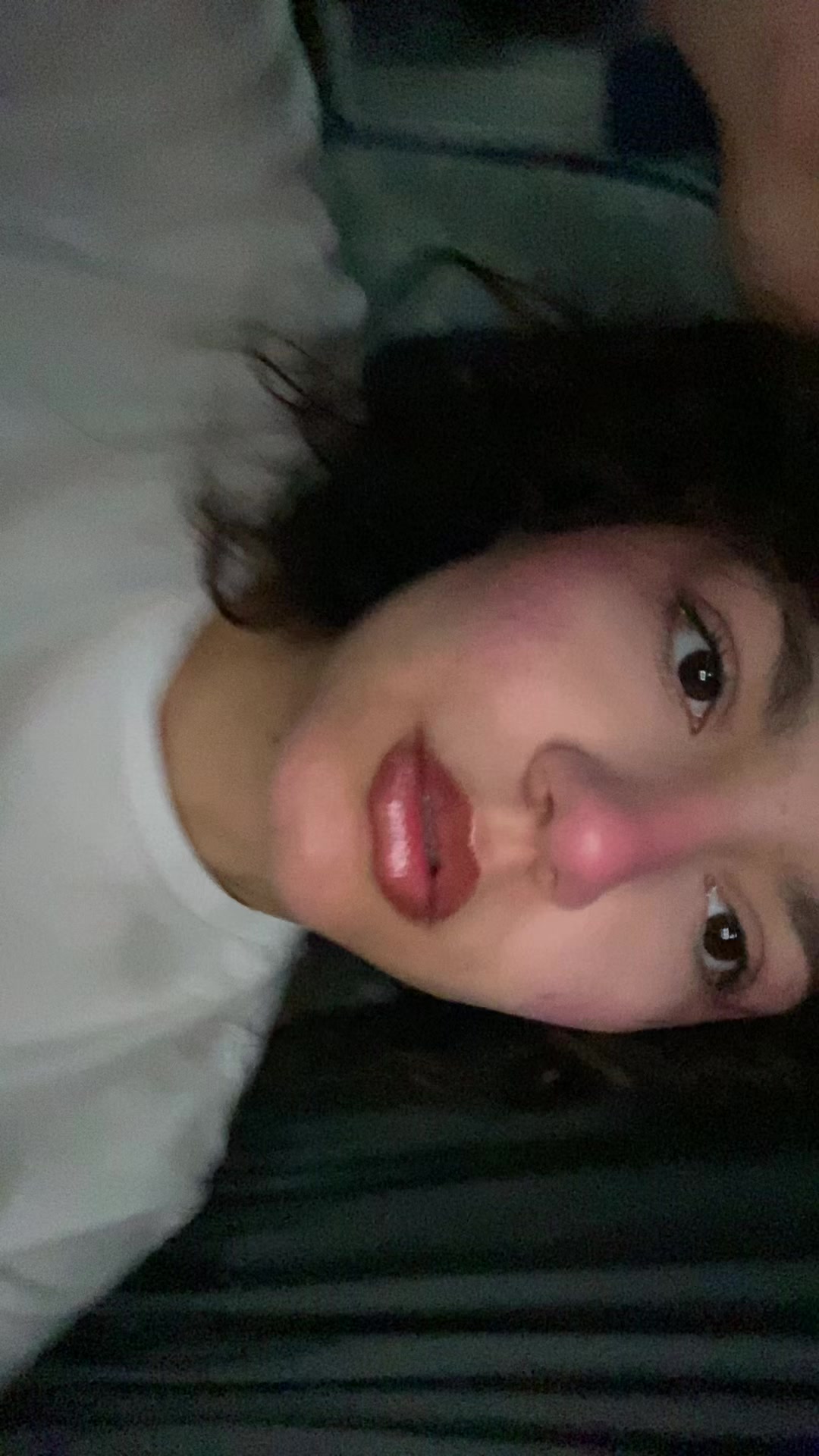 @Adoş🪩🍒