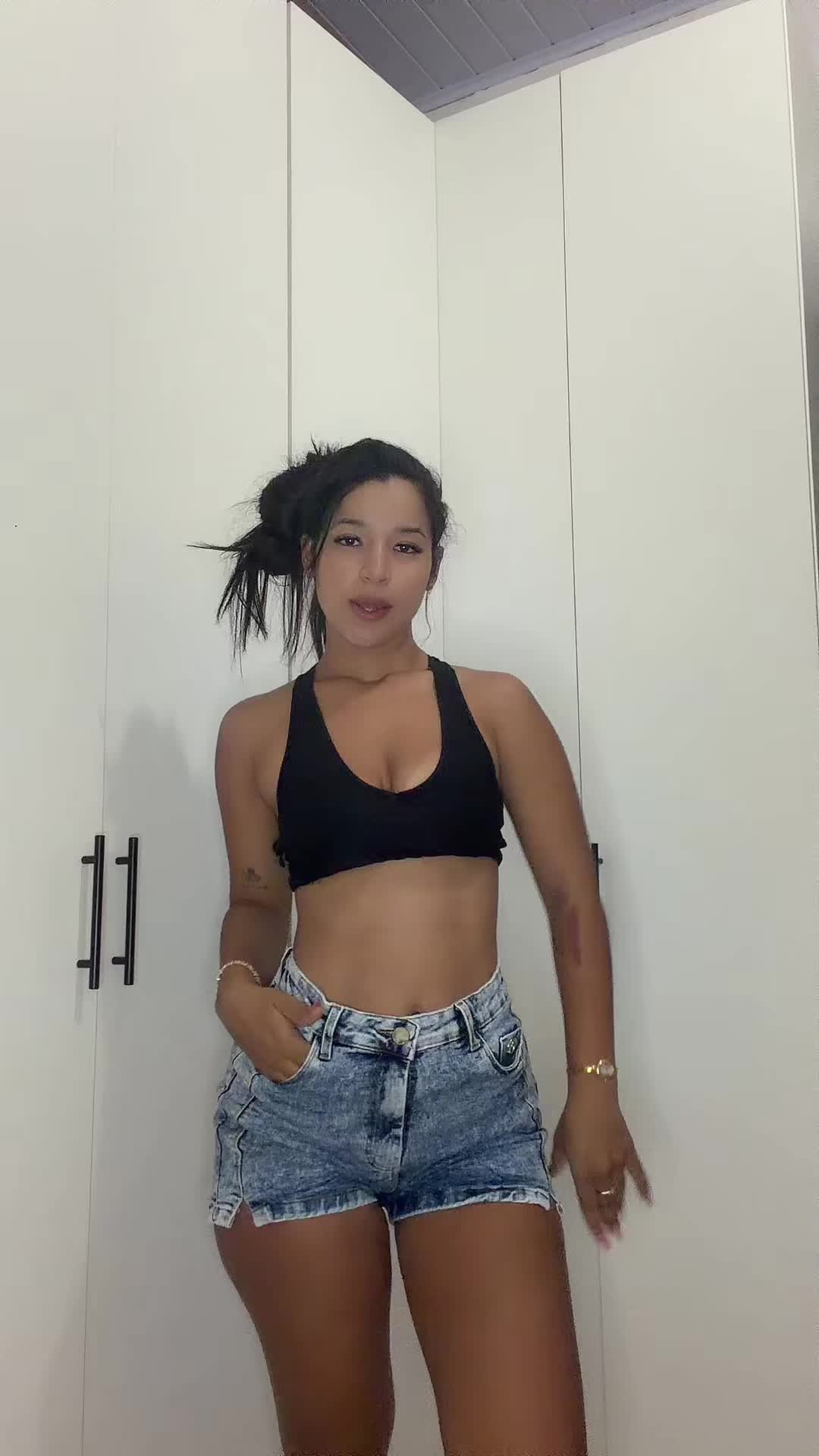 @Monyy_dancar