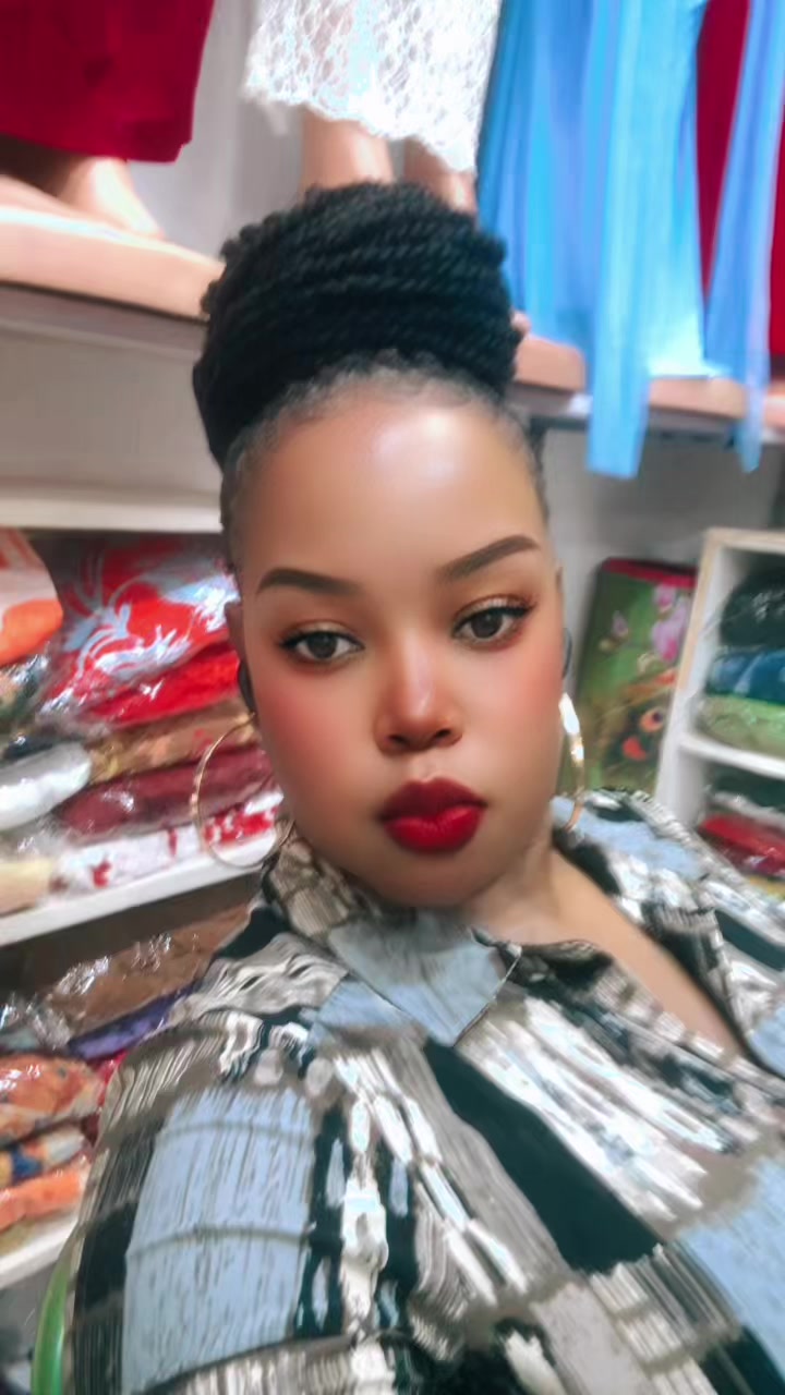 @juliebae011