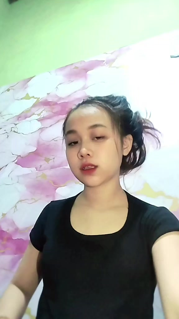 @nia