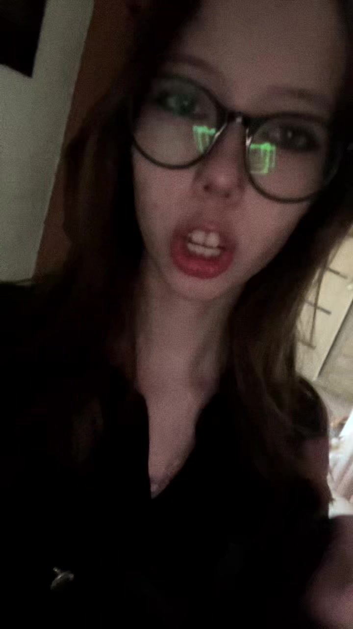 @lovelyxcs