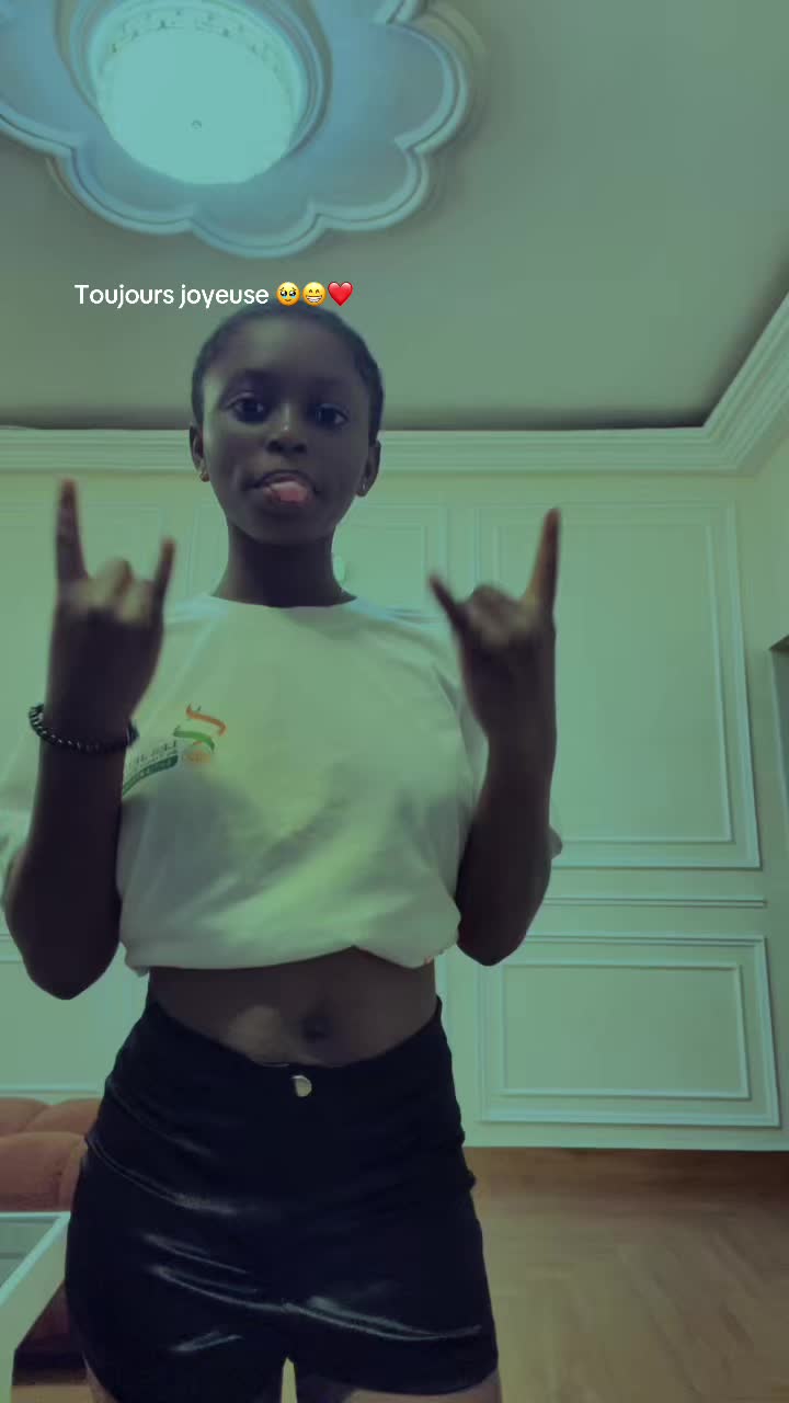 @LA JOLIE petite 🍀🤭