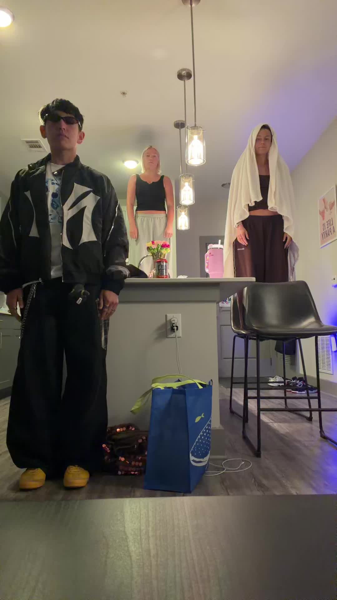 @elliotyjyou