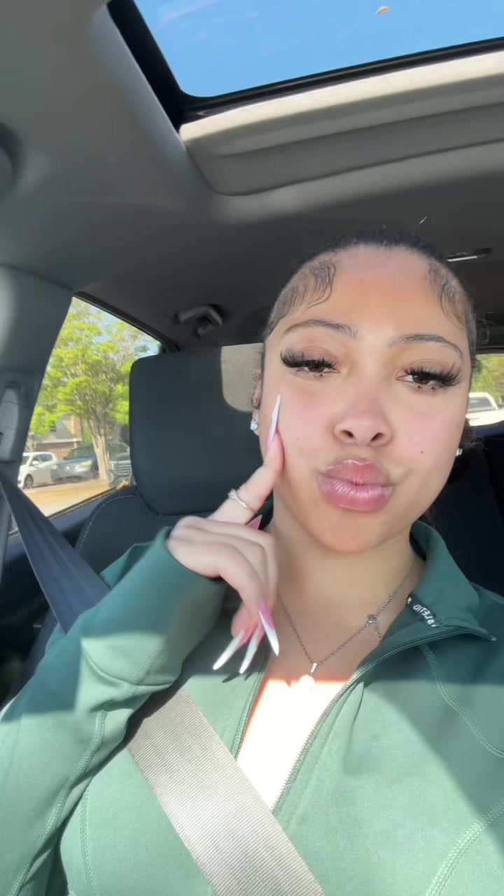 @BRIELLEMARIE🫦.