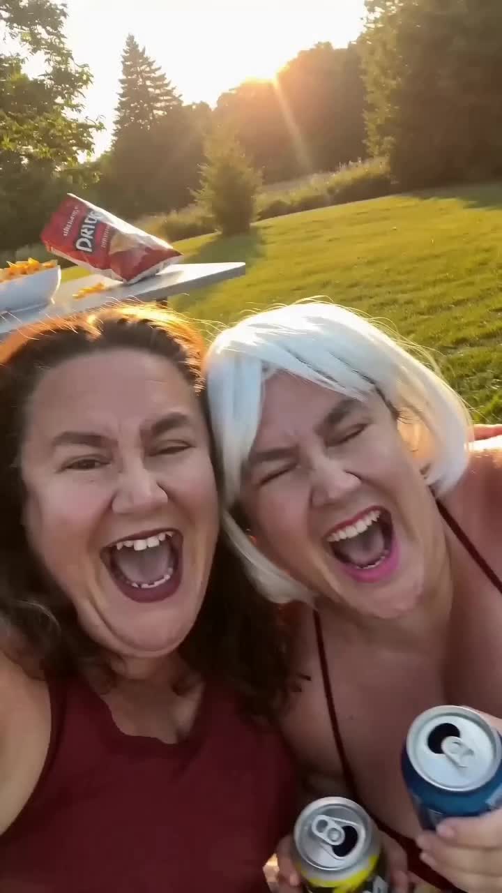 @RockellNova Rachel80sFunPlace