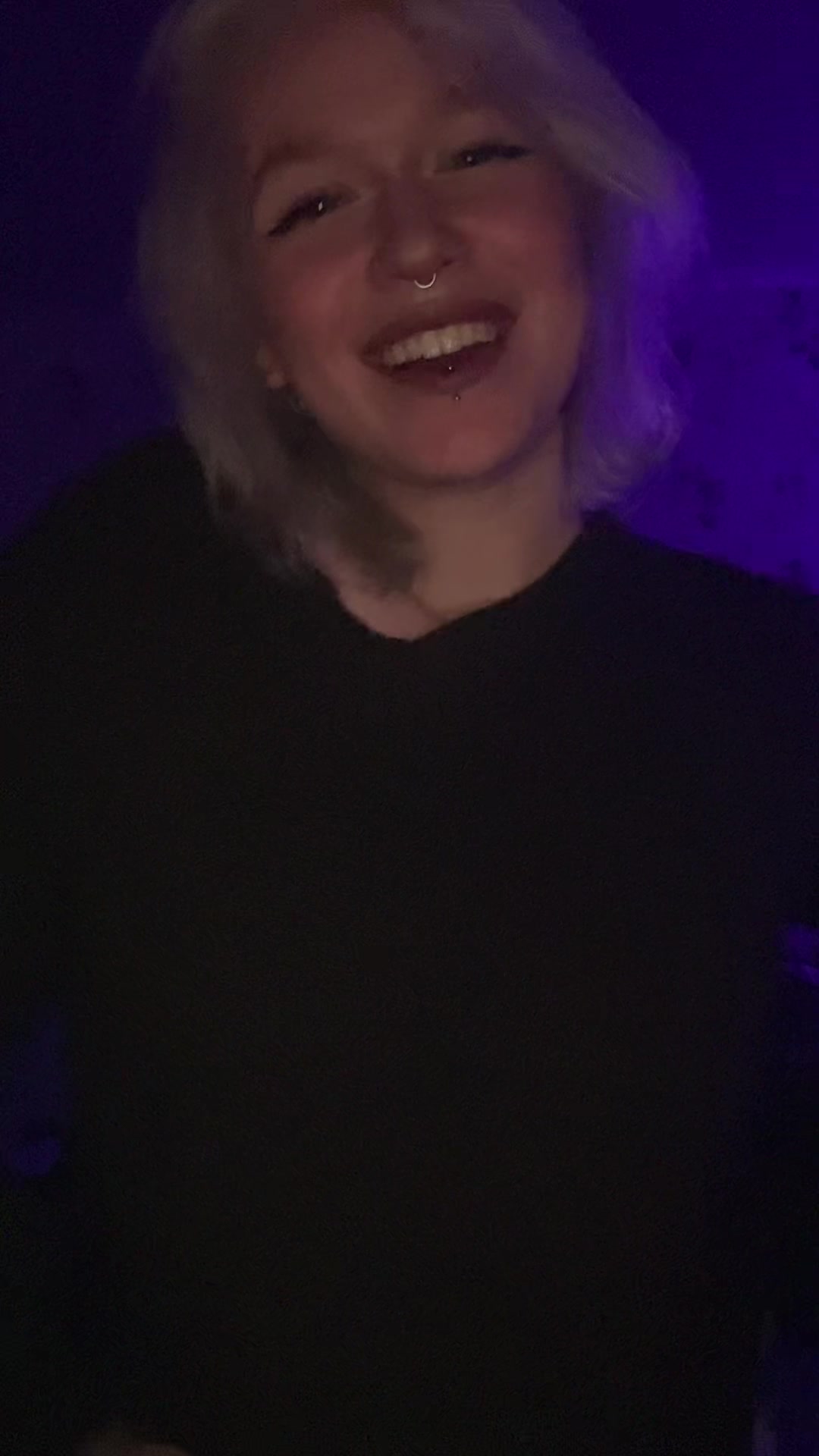@Кью