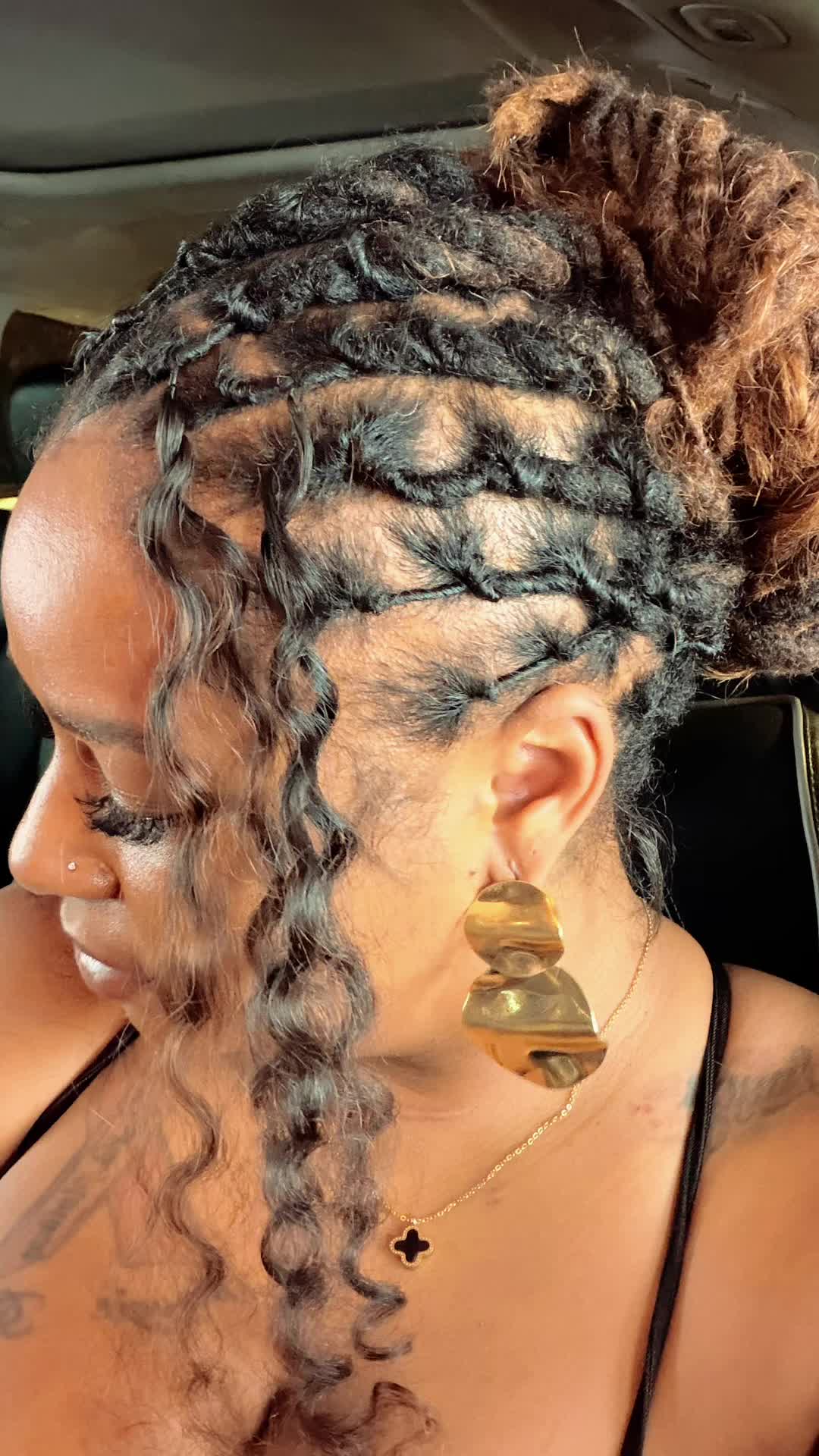 @Ayoka Oluwatobi
