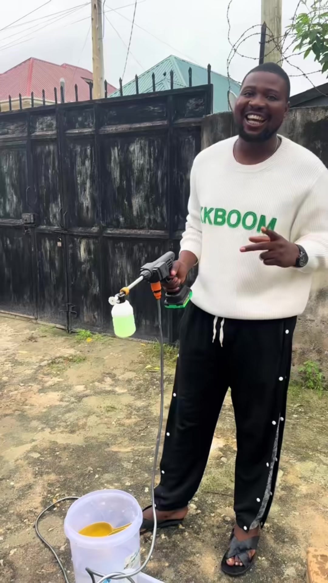 @𝐓𝐎𝐊𝐘𝐎 𝐓𝐎𝐖𝐍