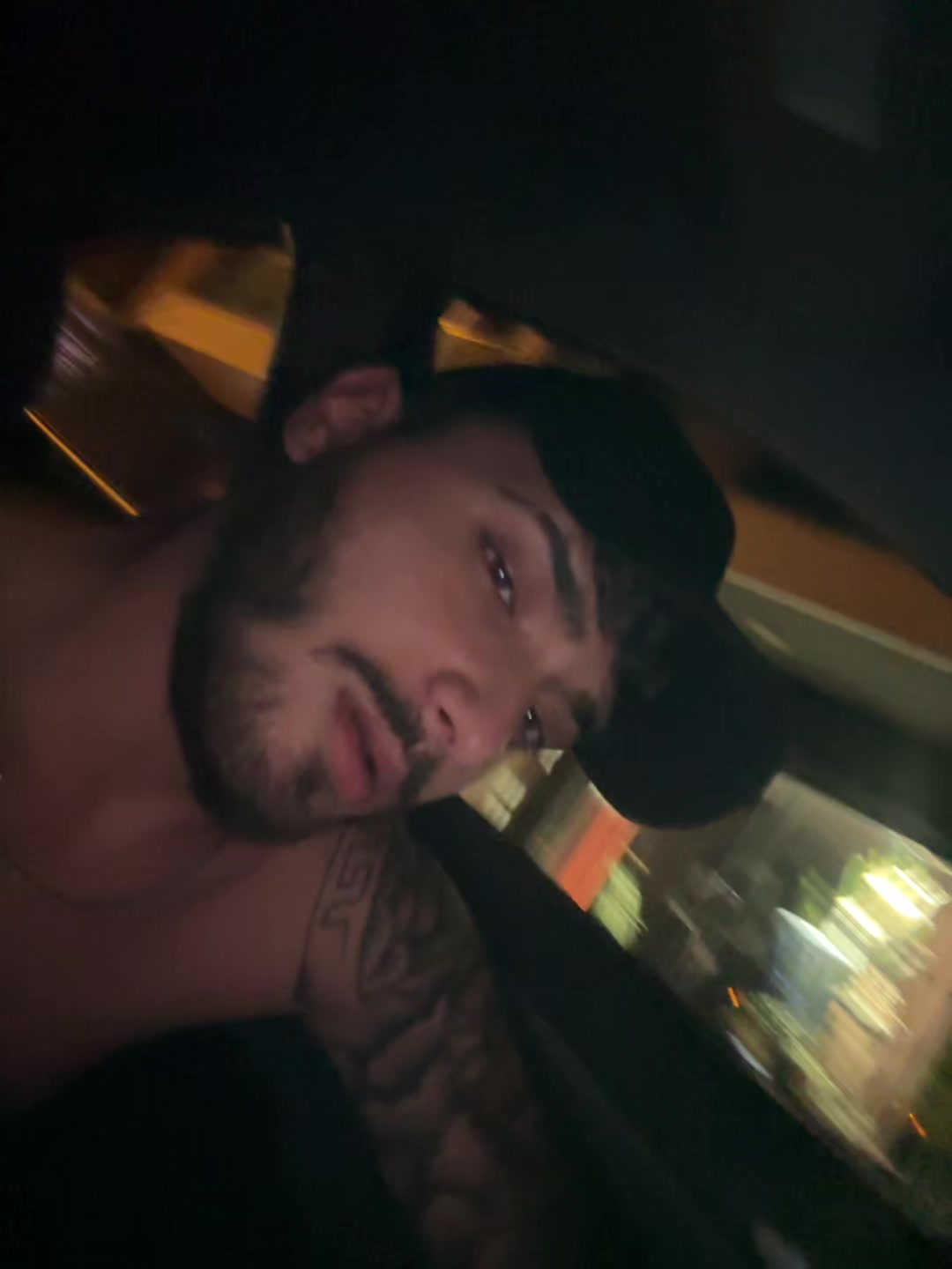 @𝐄𝟐𝟏