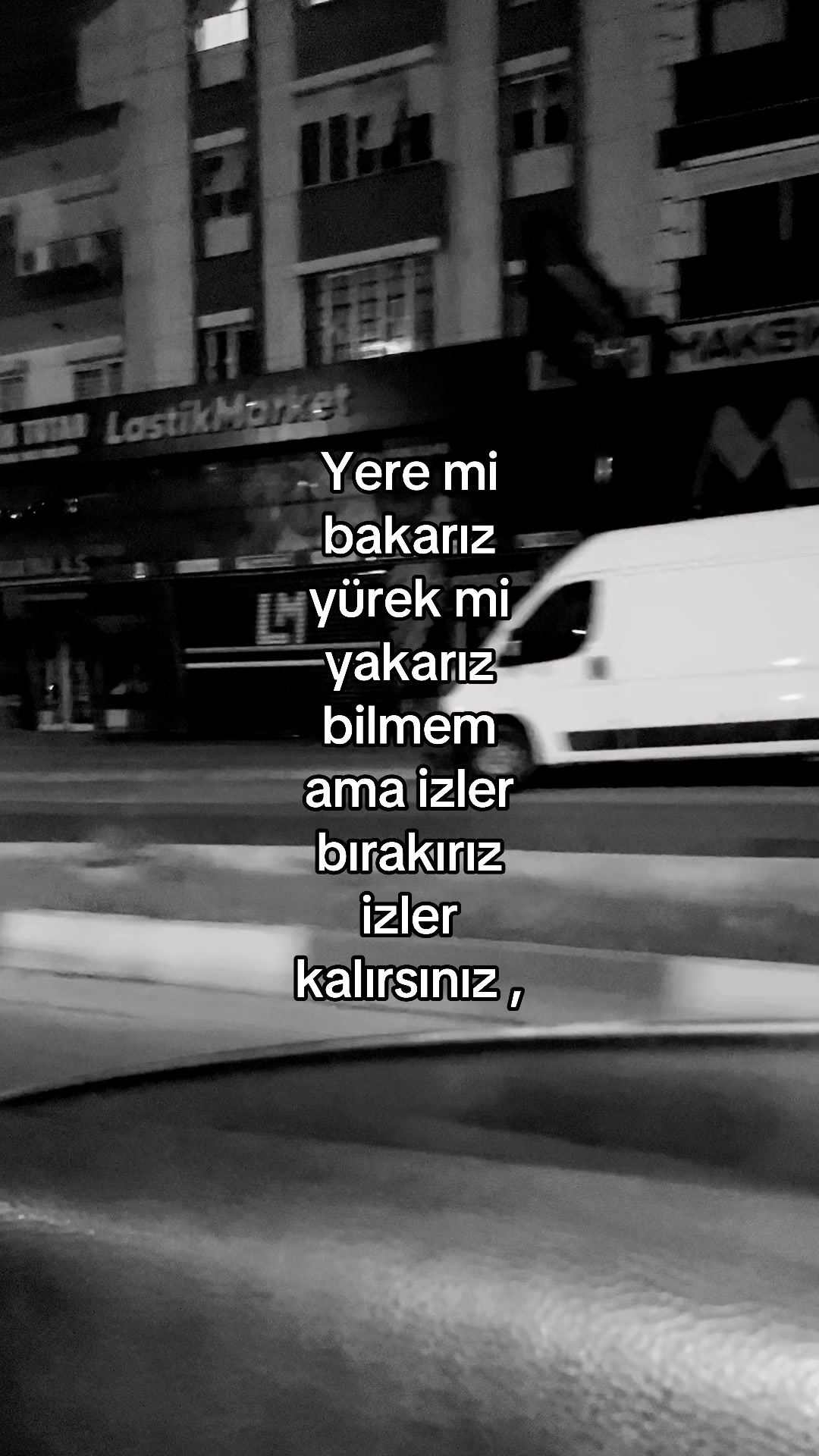 @𝑬ᥫ᭡.