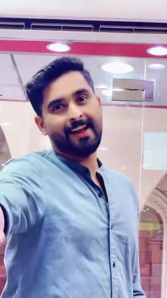 @raazrasiq