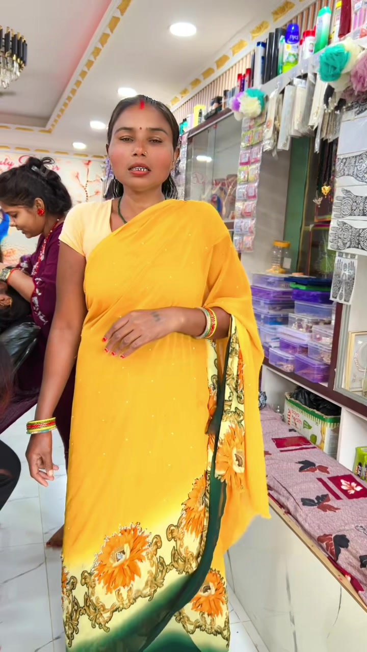 @Aarti Beauty parlour