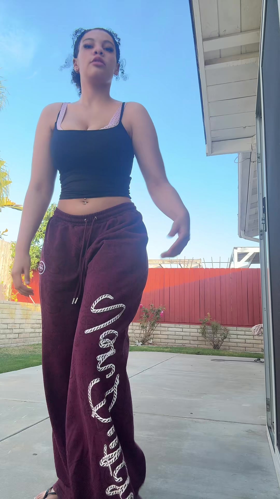 @𝒟𝑜𝓃𝓎𝒶💋