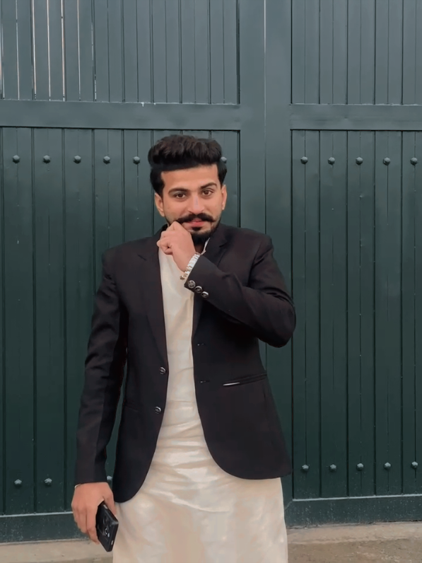 @SHAHZAiB GUJJAR ❤️👑