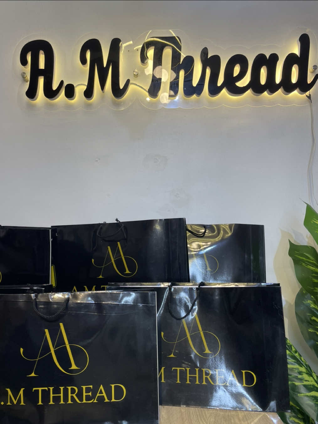 @a.m_thread