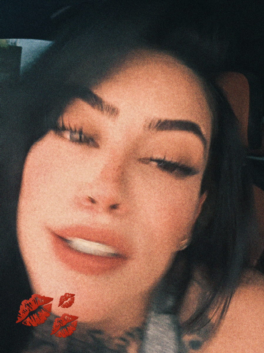 @🫦ANGELINA🫦