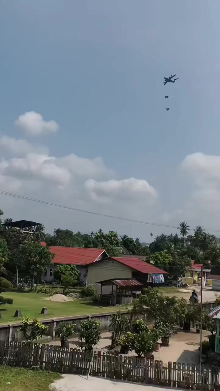 @Av_linemilitary🇮🇩