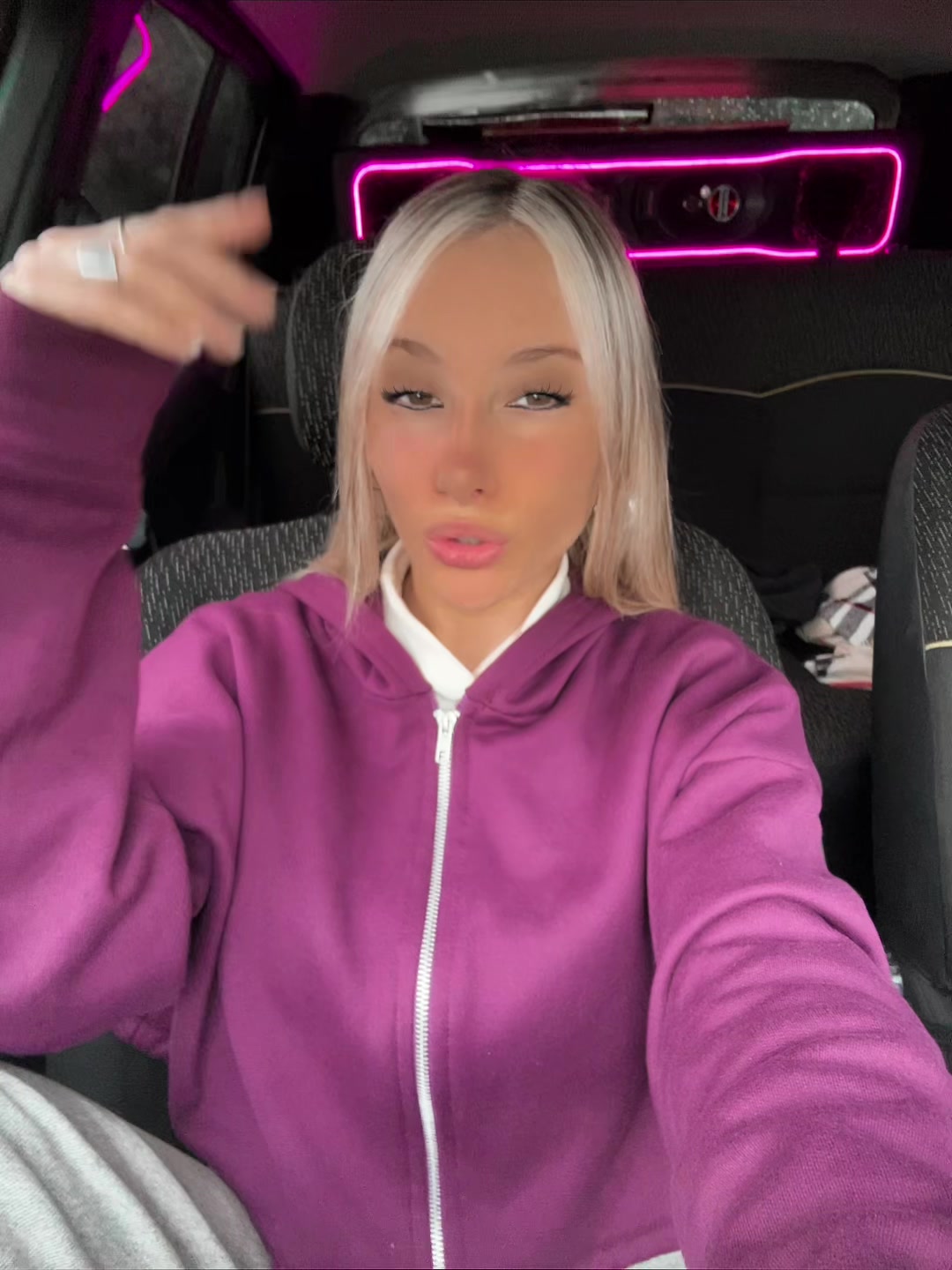 @Milypecorella
