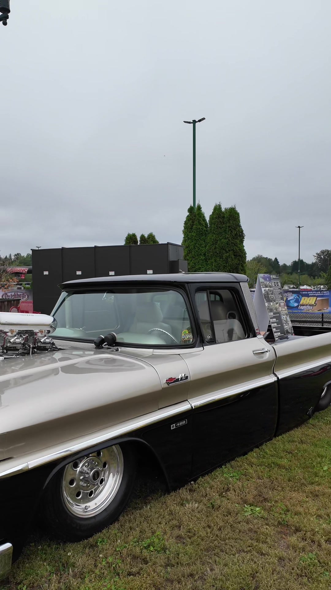 @Thumbs up Hot Rods
