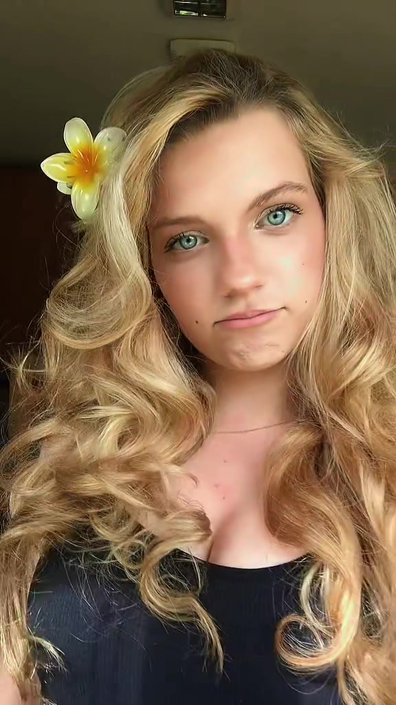 @ariana_odi