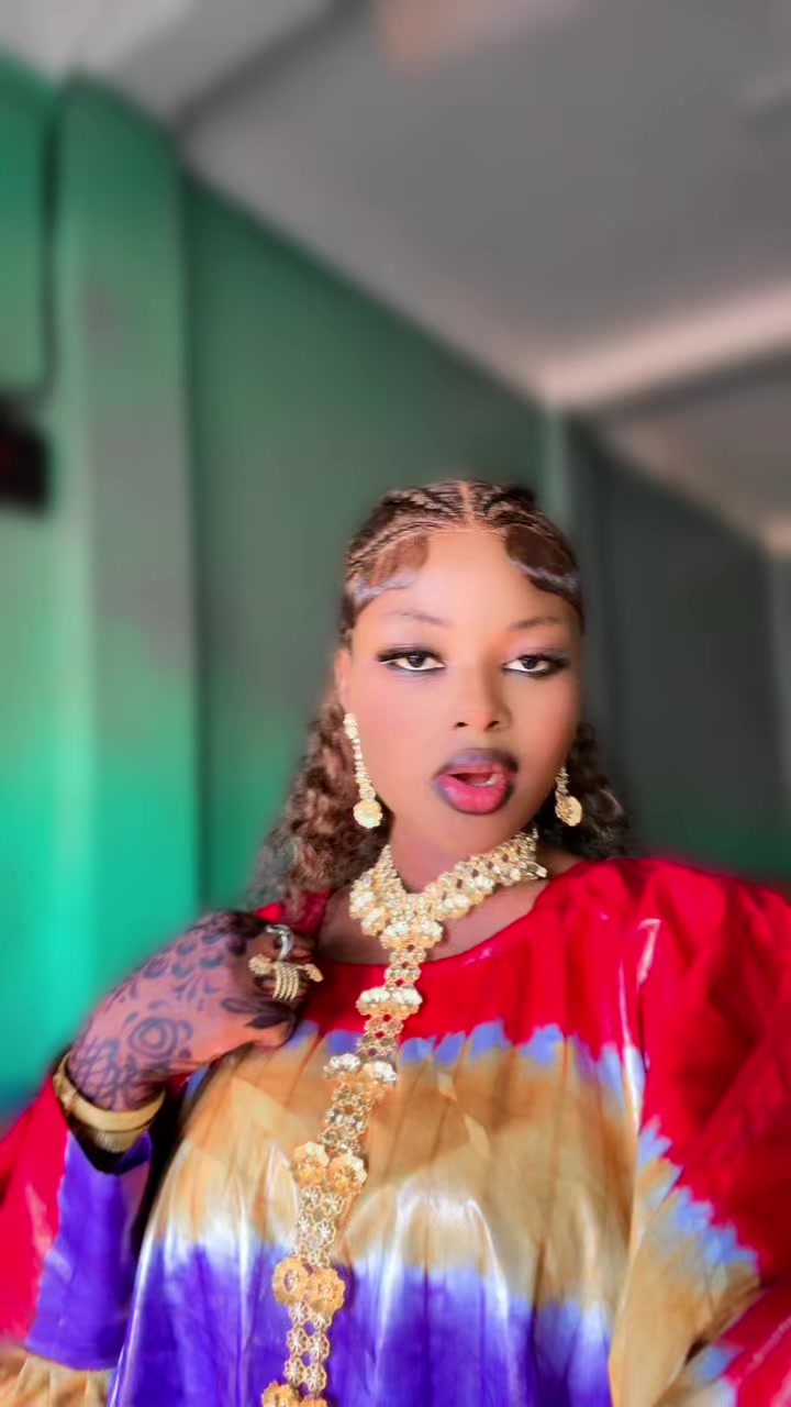 @Conductrice🌺❤️