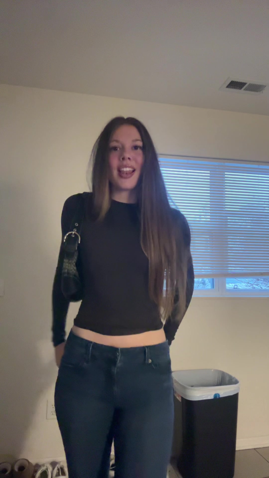@Alyna
