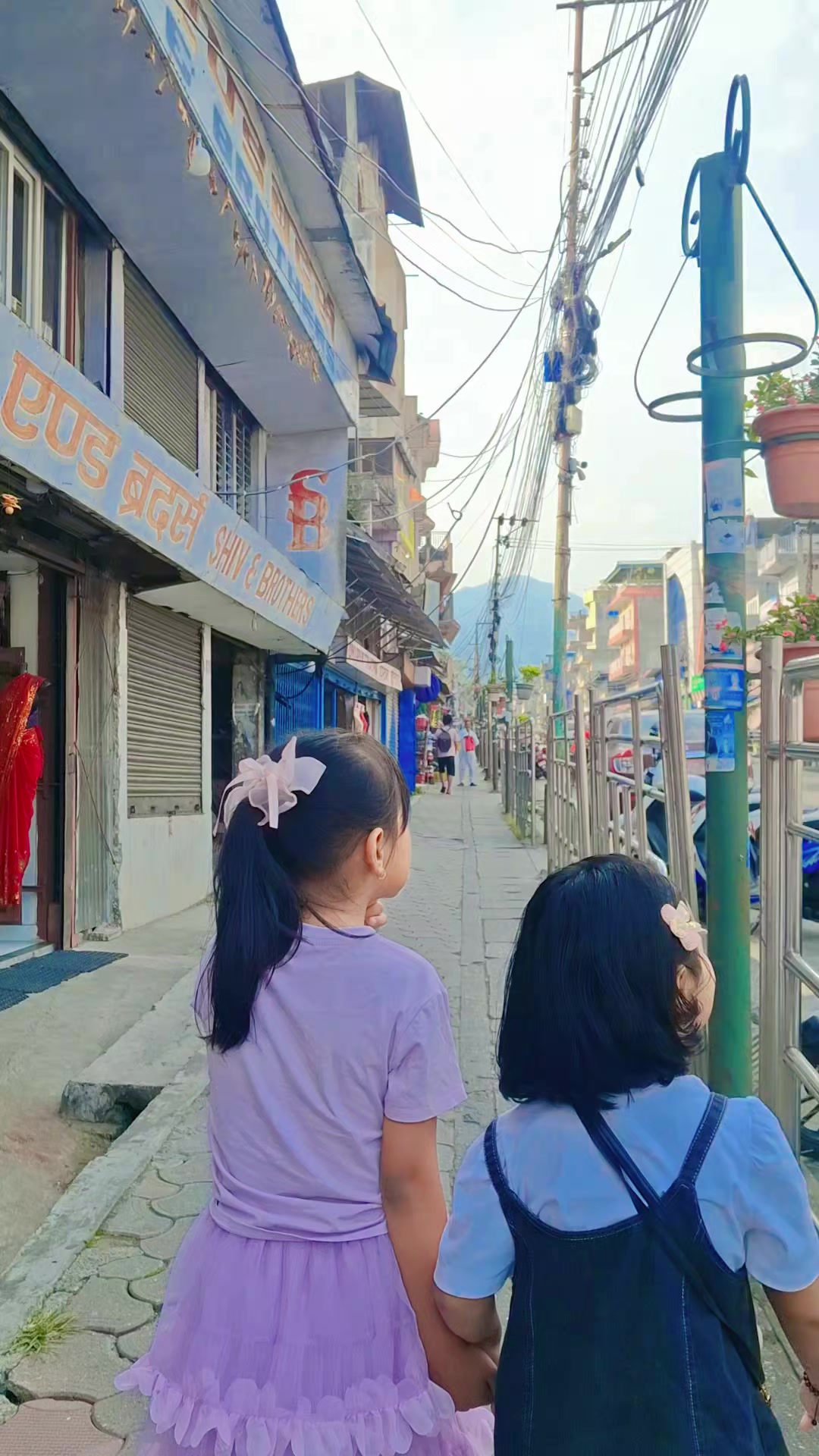 @युnika🧡🧡