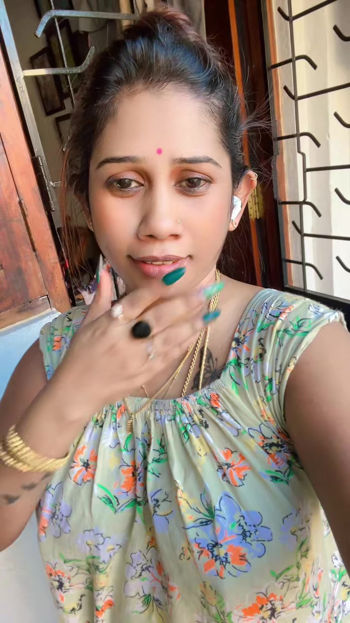 @06cutedilani🇱🇰🇸🇬