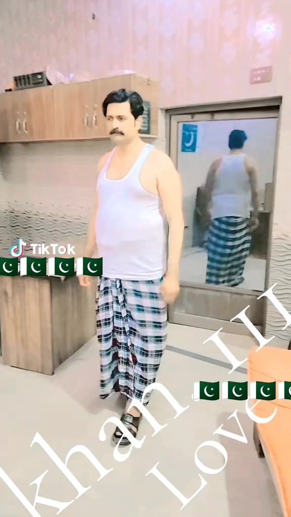 @ONLY Pakistani Daddy👍