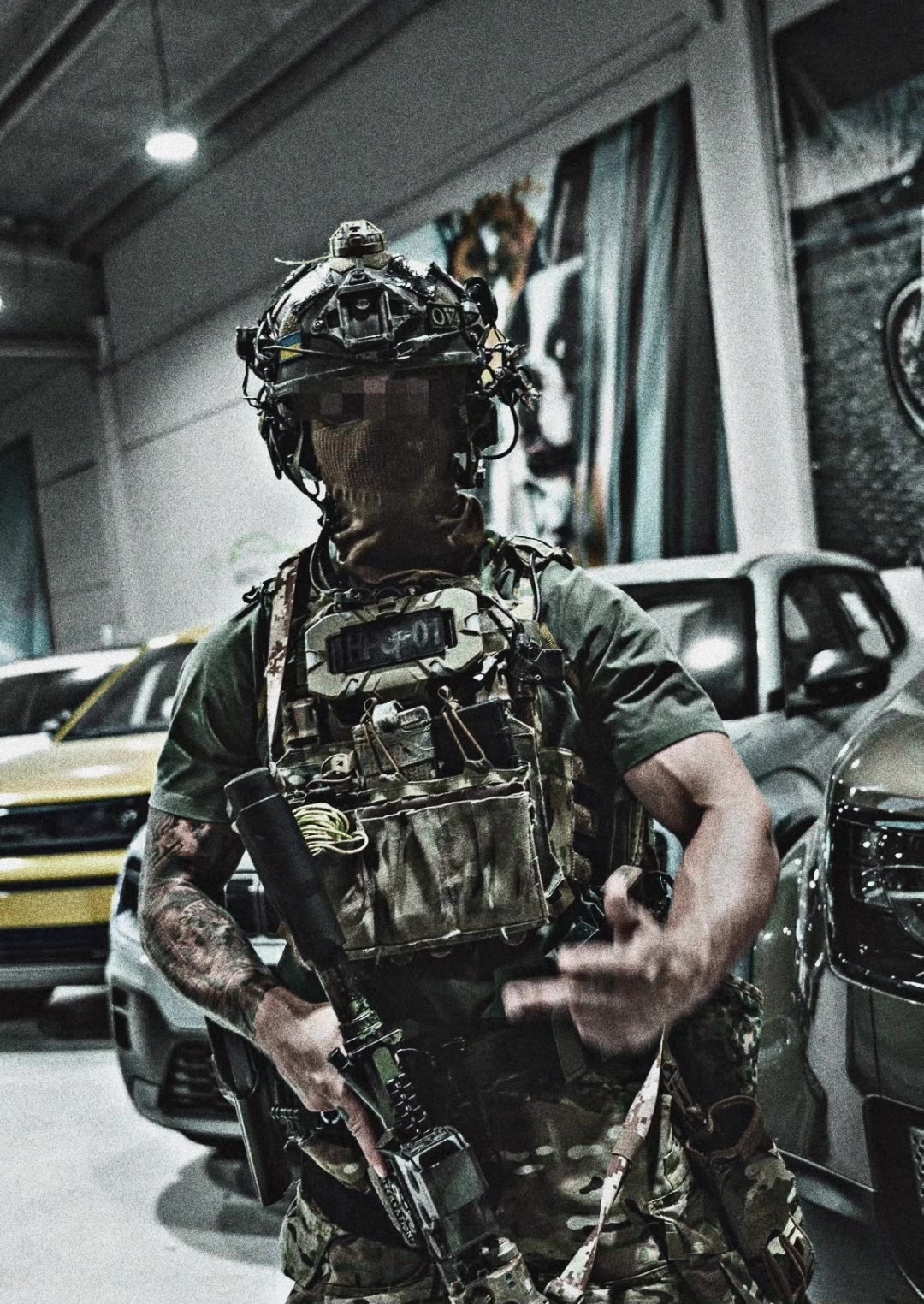 @SPECIAL FORCES