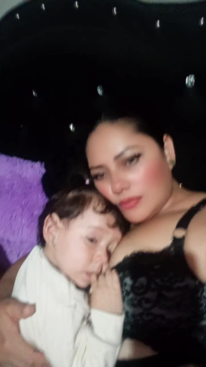 @María