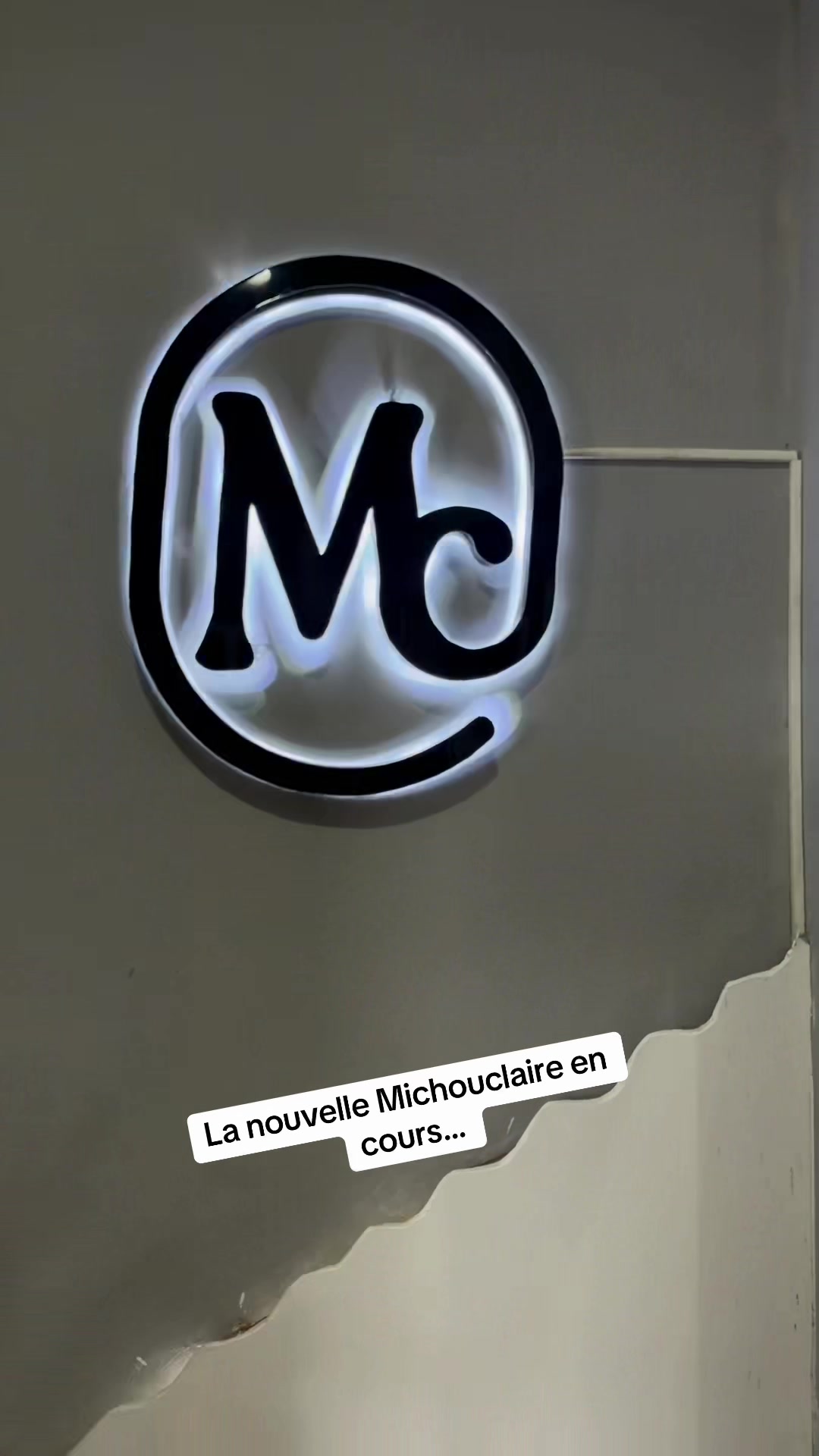 @blemanitiquimichouclair4
