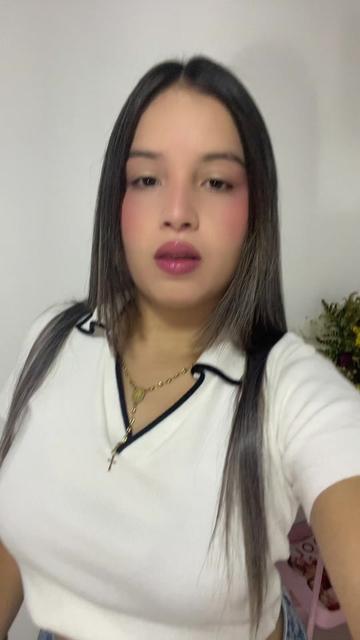 @Estefania🍒