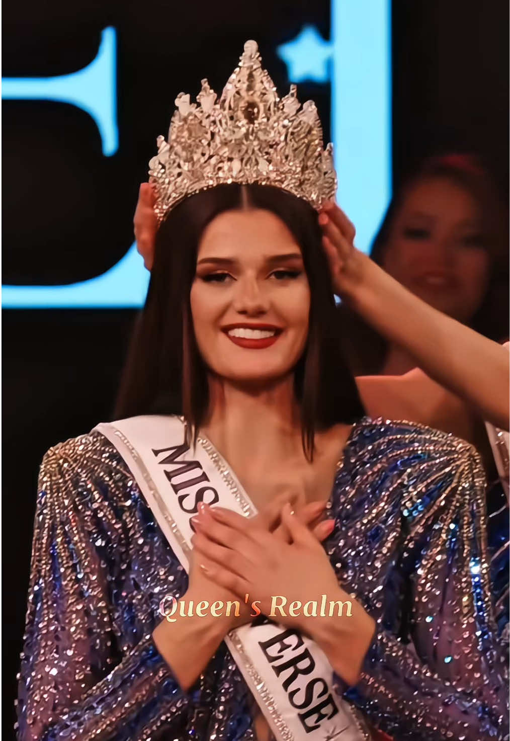 @Queen's Realm