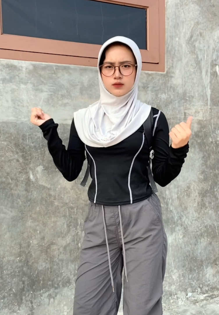 @𝘧𝘳𝘭𝘺𝘯𝘯𝘢.☘︎ ݁˖